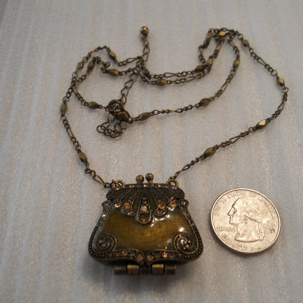 Enamel Purse Necklace  12-31